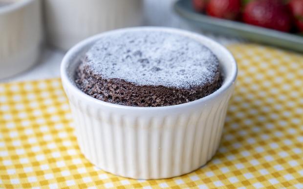 cikolatasiz-sufle-yemekcom