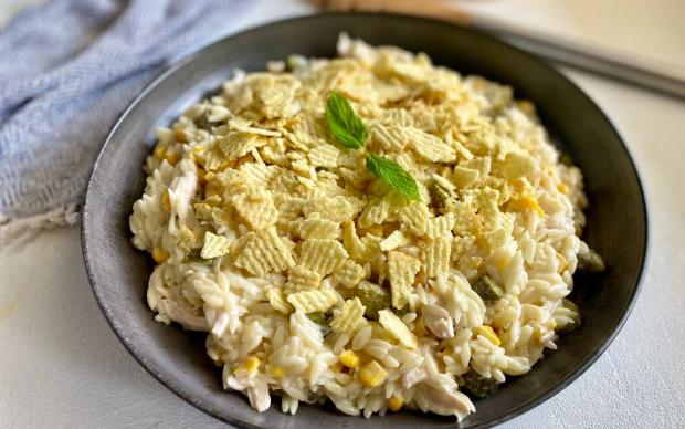 Tavuklu Cipsli Salata Tarifi