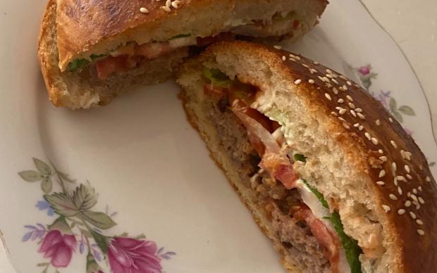 ev-yapimi-hamburger-senasimsek