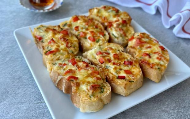 Airfryer'da Kahvaltılık Ekmek Tarifi