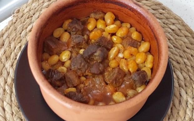 guvecte-kuru-fasulye-mavi