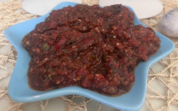 lokanta-usulu-acili-ezme-mavililezzetler