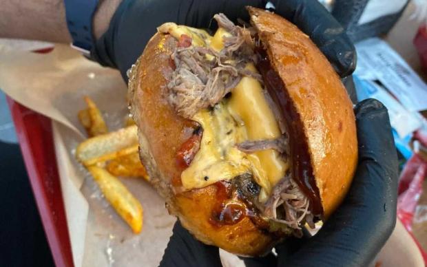 Burgerator Menü