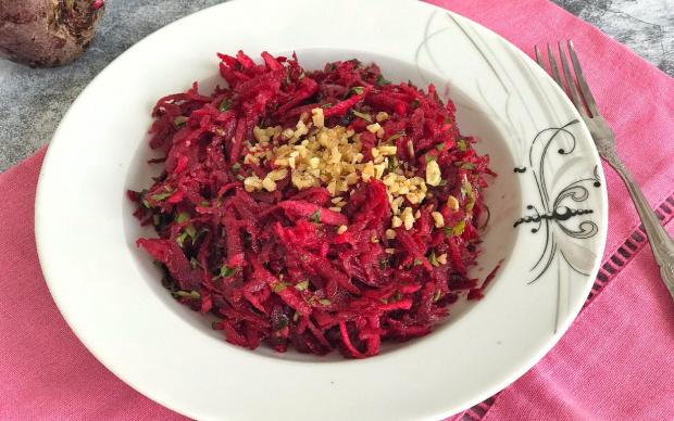 Çiğ Pancar Salatası Tarifi