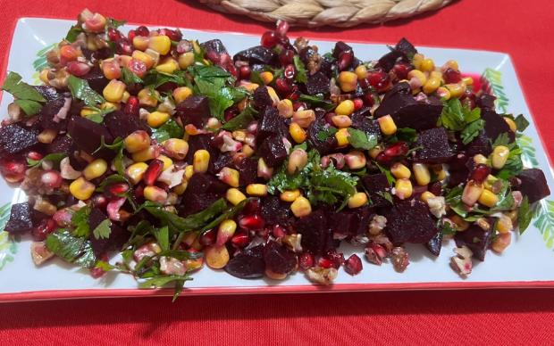 Narlı Pancar Salatası Tarifi