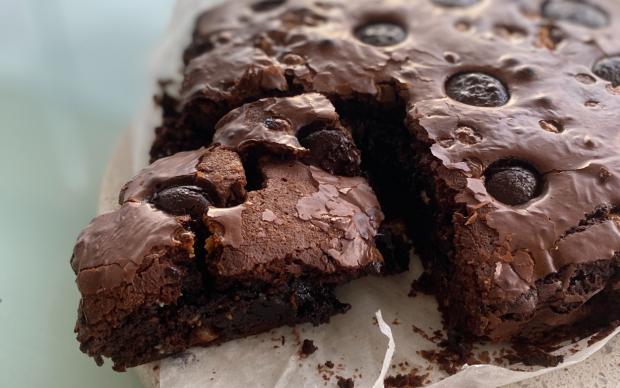 Çikolatalı Cevizli Brownie Tarifi