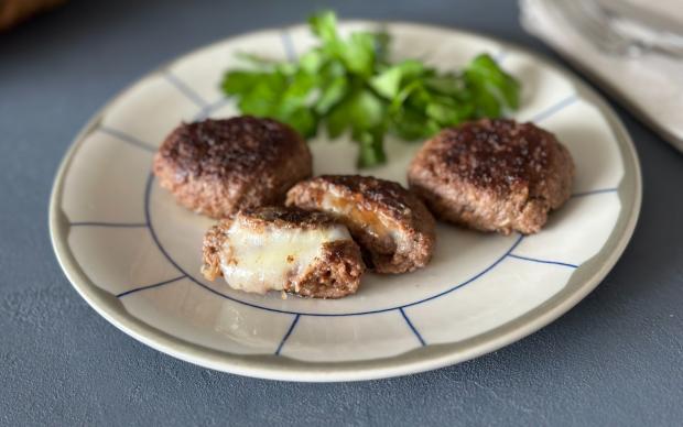 Kaşarlı Fırın Köfte Tarifi