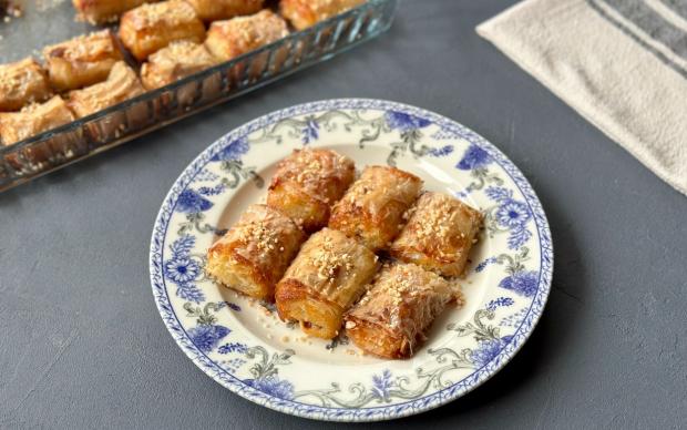 İrmik Soslu Baklava Tarifi