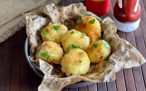 Kaşarlı Patates Topları Tarifi