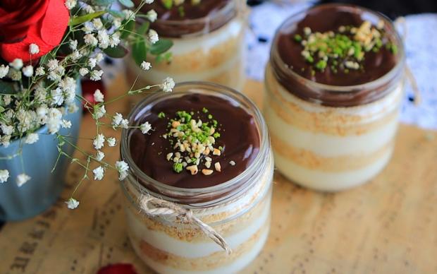 10 Dakikada Çikolatalı Magnolia Tarifi