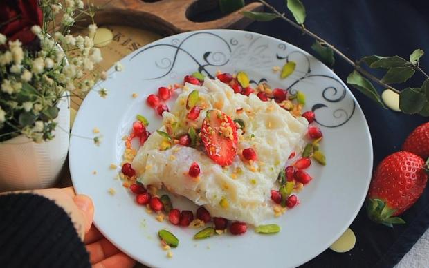Beyaz Çikolatalı Güllaç Tarifi