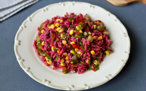 Şalgamlı Şehriye Salatası Tarifi