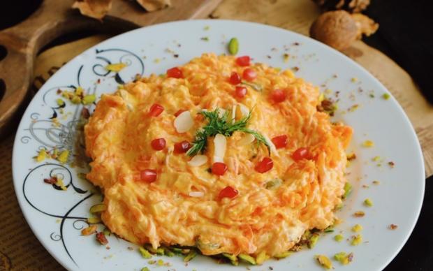 Pratik Havuçlu Meze Tarifi Aşama 1