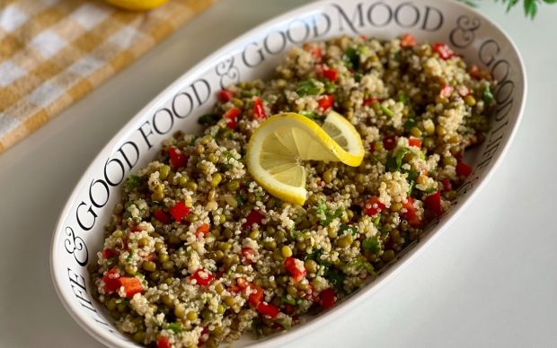 Kinoalı Tahıl Salatası Tarifi