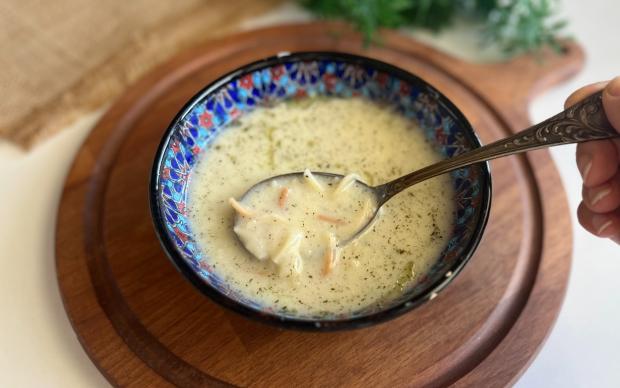 Erişteli Ayran Çorbası Tarifi