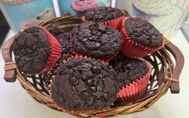 Bol Çikolatalı Cupcake Aşama 1