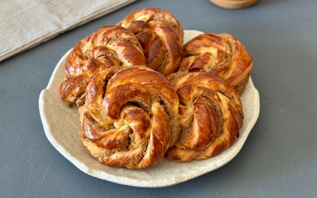 Haşhaş Ezmeli Çörek Tarifi