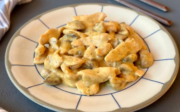 Tavuk Stroganoff Tarifi