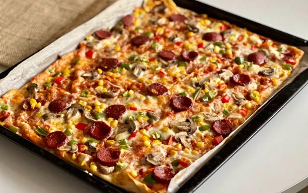 Yufkadan Pizza Tarifi