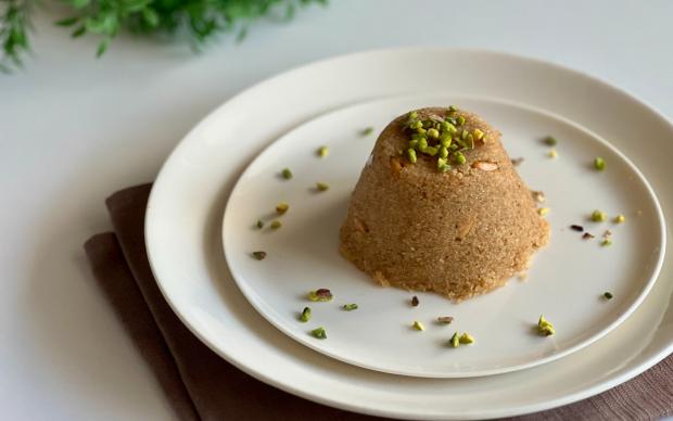 Fıstıklı İrmik Helvası Tarifi