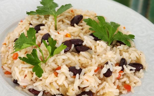 Gallo Pinto Tarifi