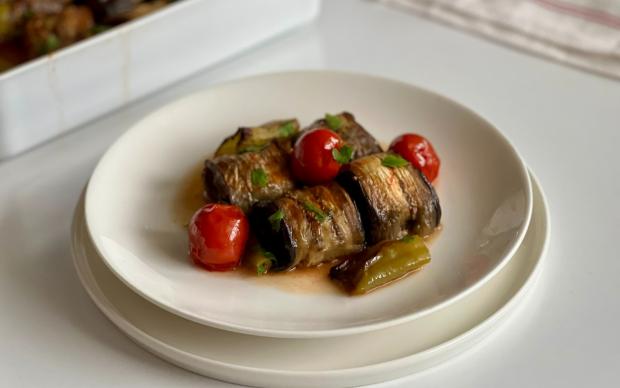 Kıymalı Patlıcan Sarma Tarifi