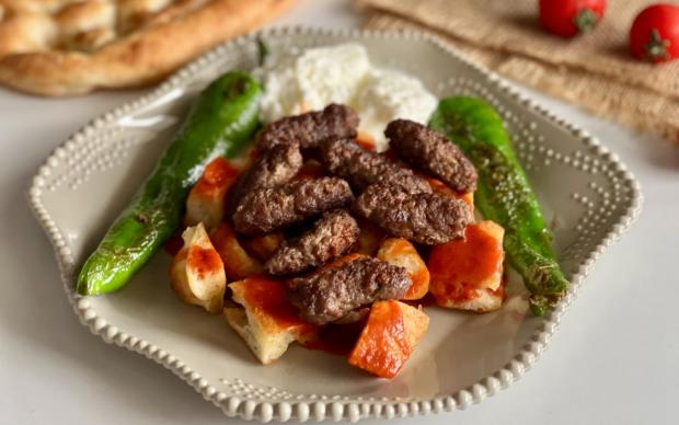 Köfteli İskender Tarifi