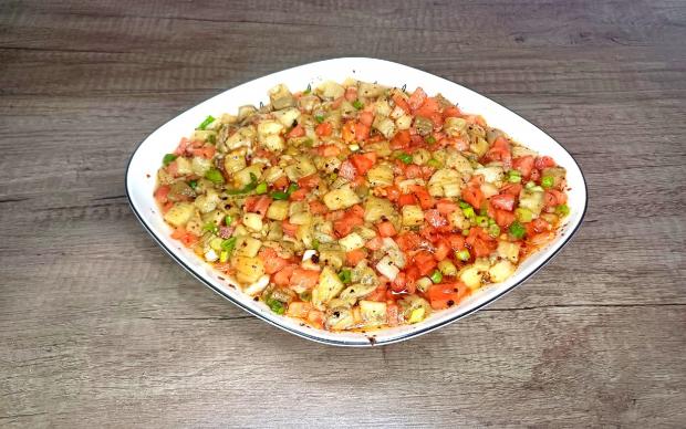 Sarımsaklı Patlıcan Salatası Tarifi