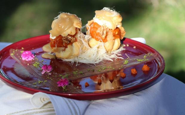 Tahin Soslu Bal Kabaklı Profiterol Tarifi