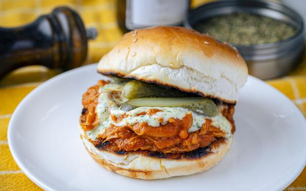 Tiftik Tavuk Burger Tarifi