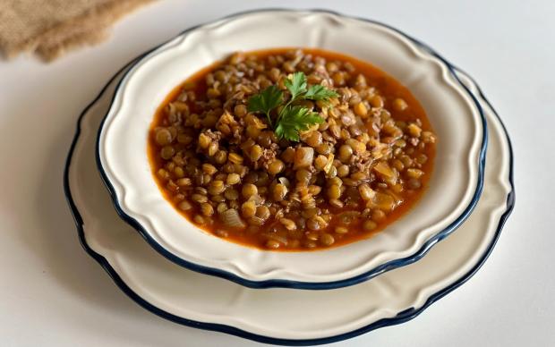 Kıymalı Yeşil Mercimek Yemeği Tarifi