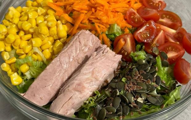 Ton Balıklı Doyurucu Salata Tarifi