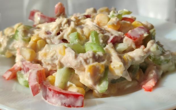 Renkli Biber Salatası Tarifi