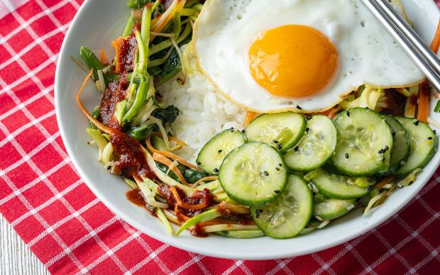 Sebzeli Bibimbap Tarifi