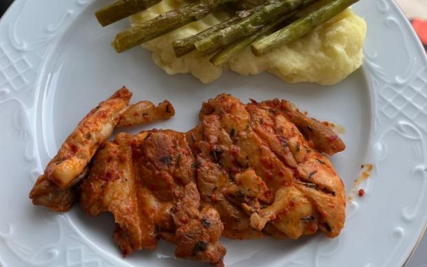 Patates Püresi Yatağında Tavuk Tarifi
