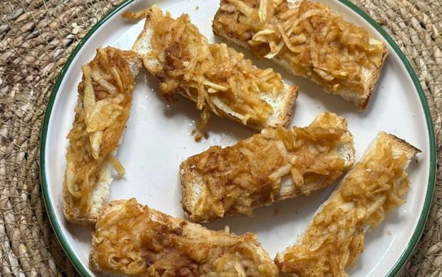 Elmalı Tarçınlı Tost Cipsleri Tarifi