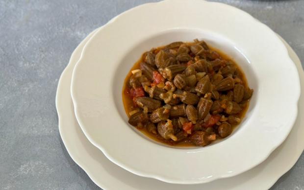 Zeytinyağlı Kuru Bamya Tarifi