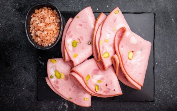 Mortadella Salamı