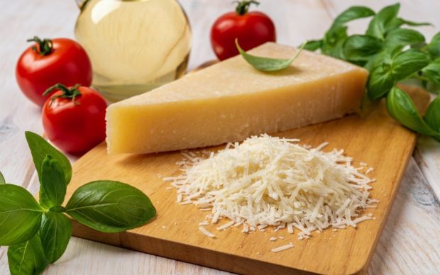 Parmesan Peyniri