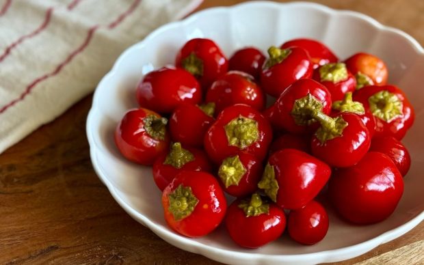 Tombul Acı Biber Turşusu Tarifi