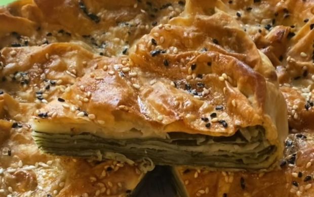 Leziz Ispanaklı Börek Tarifi