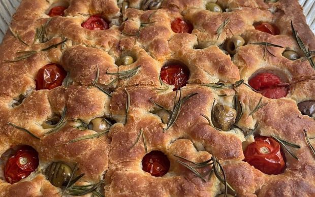 Orijinal Focaccia Ekmeği Tarifi