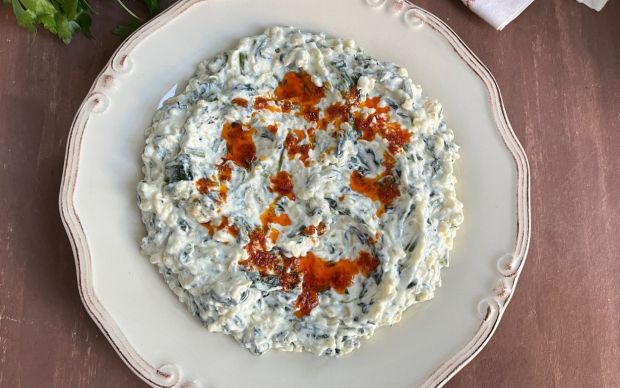 Bulgurlu Ispanak Borani Tarifi