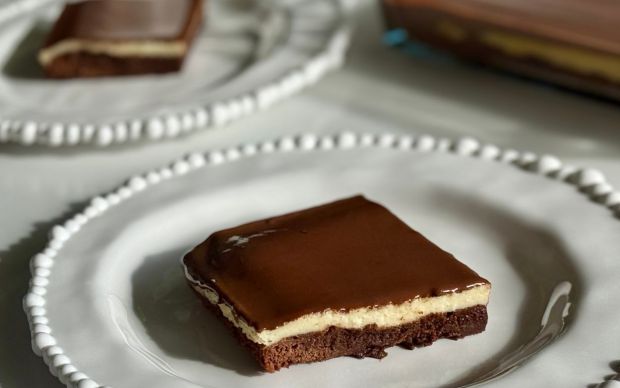 Cheesecakeli Brownie Tarifi