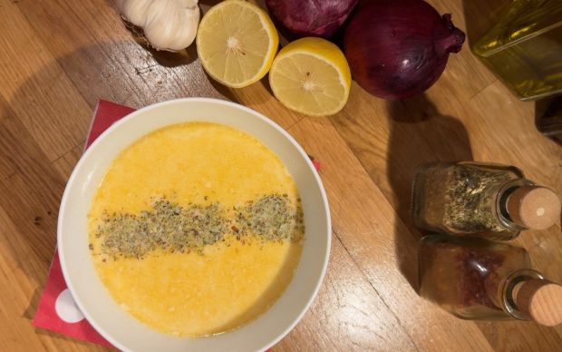 Sütlü Sarımsak Çorbası