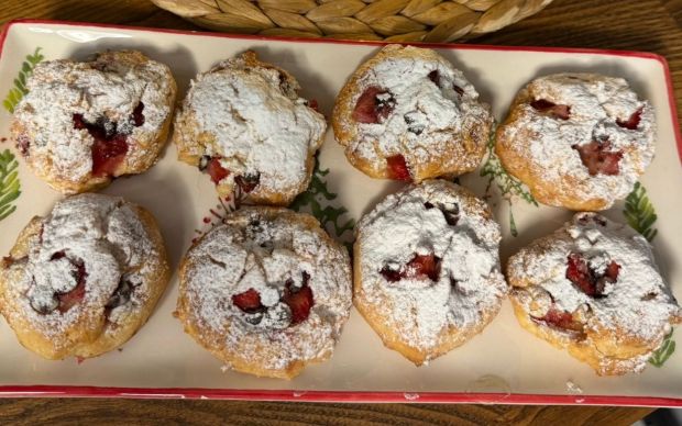 Çikolatalı Çilekli Kurabiye Tarifi