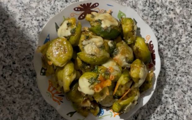 Fırında Kaşarlı Brüksel Lahanası Tarifi