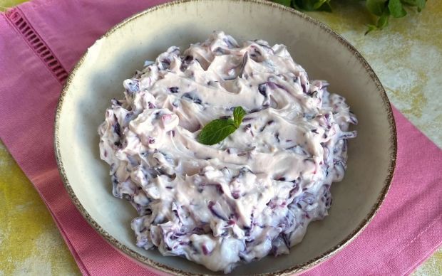 Mor Lahana Mezesi Tarifi