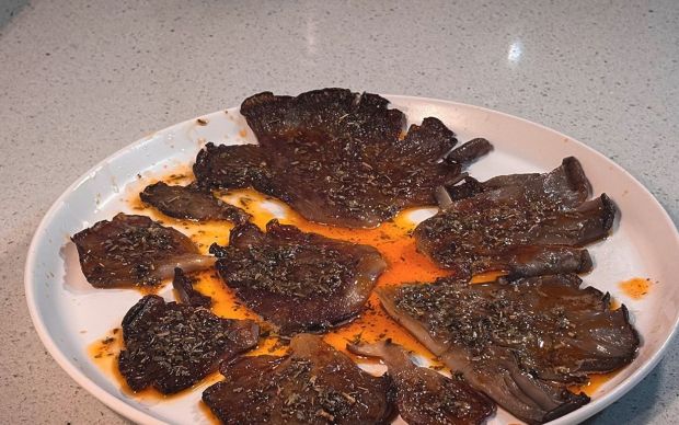 Tereyağlı İstiridye Mantarı Mezesi Tarifi