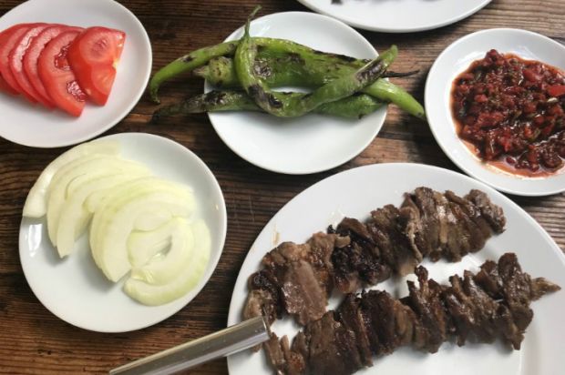 İstanbul'un En İyi 7 Cağ Kebapçısı İstanbul'da Cağ Kebabı